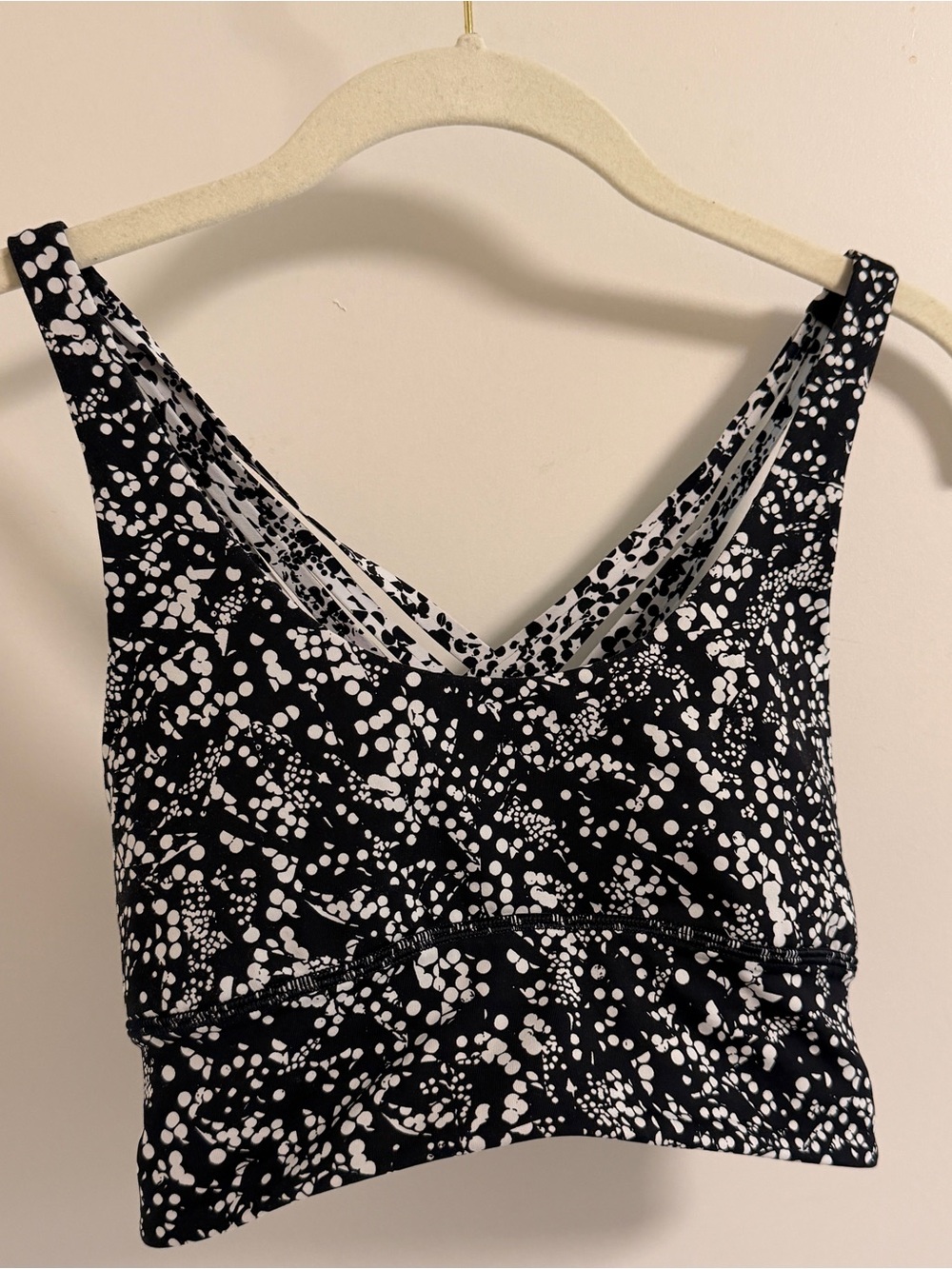 Lululemon Black & White sports bra